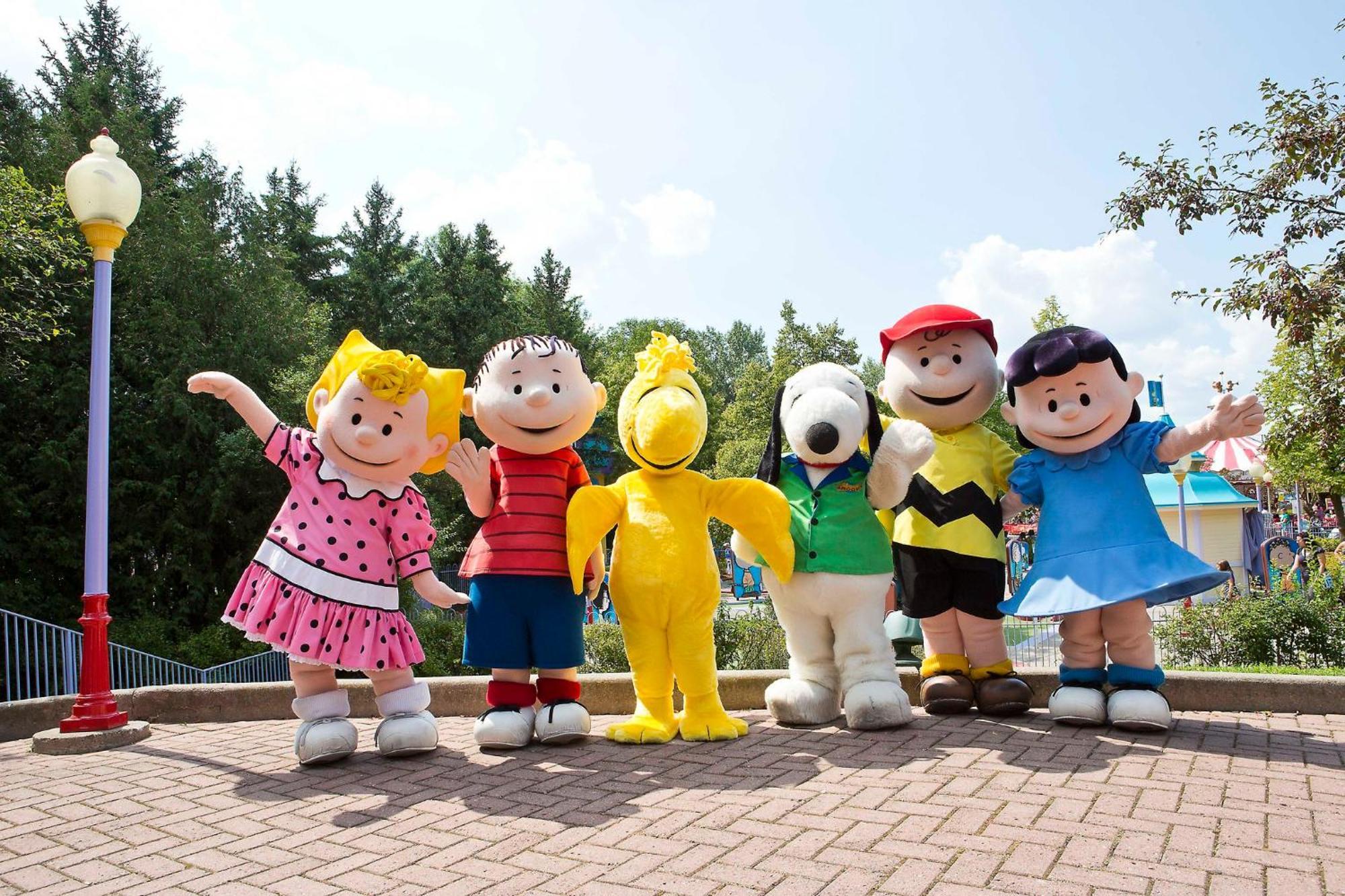 ホリデイ イン エクスプレス ノースヨーク トロント エクステリア 写真